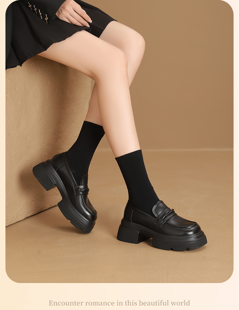 https://fulmo-img-server.com/black-shose/a78db187-3a59-4818-b260-f613d2dbb73c.jpg