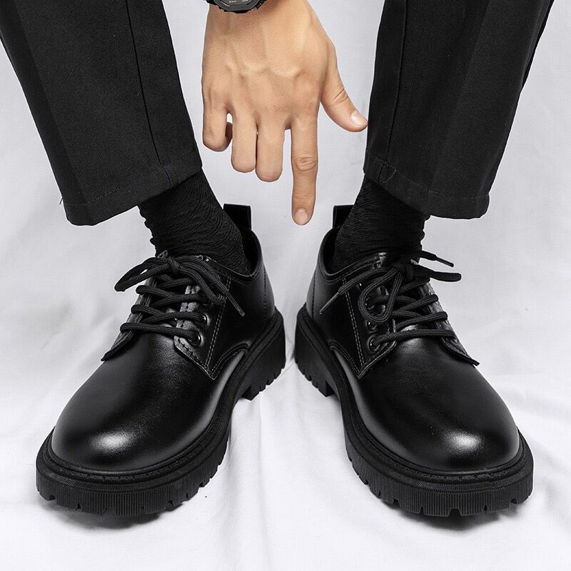 https://fulmo-img-server.com/black-shose/b0f99dba-1235-4b90-9e1a-8b0f2537c784.jpg