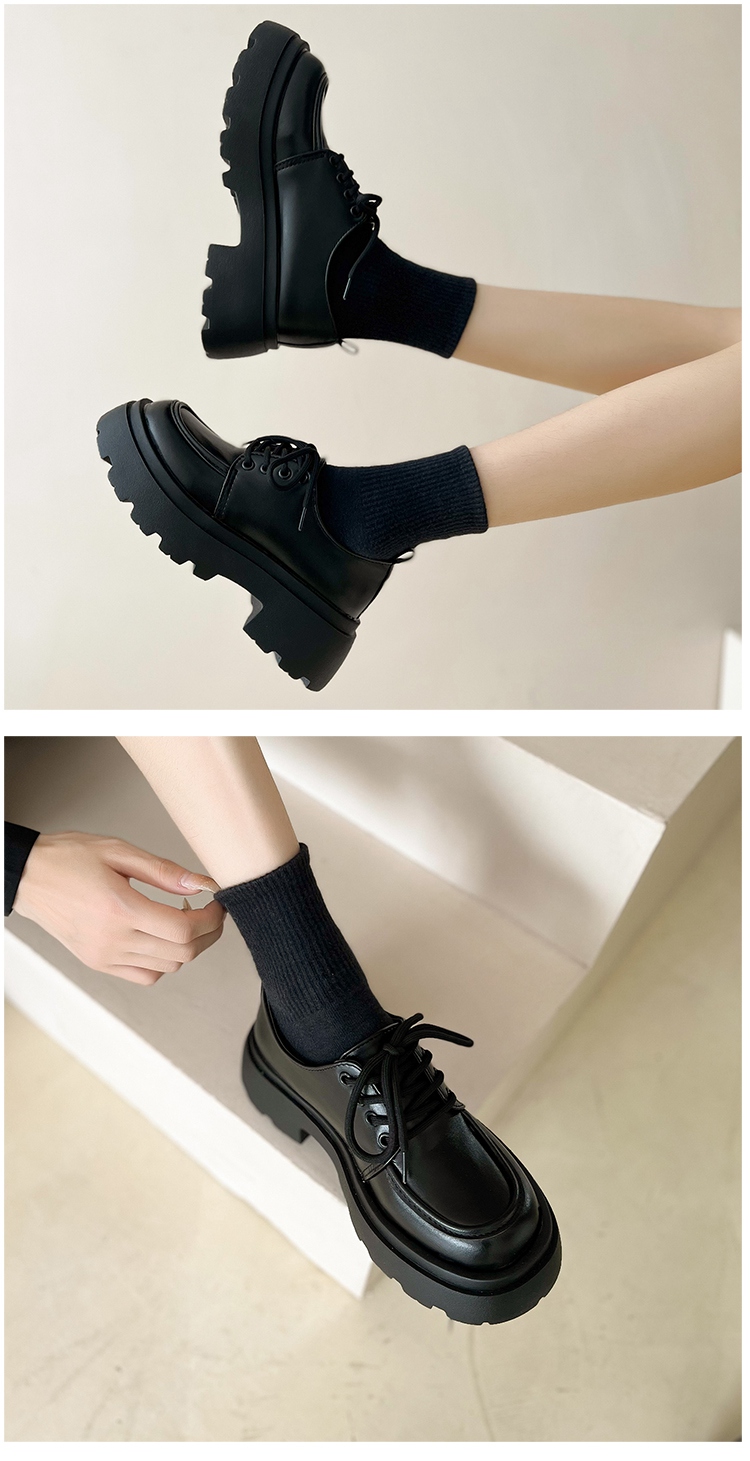 https://fulmo-img-server.com/black-shose/b4f66b8c-3dcc-4617-8126-ba8c2f5c9ae6.jpg