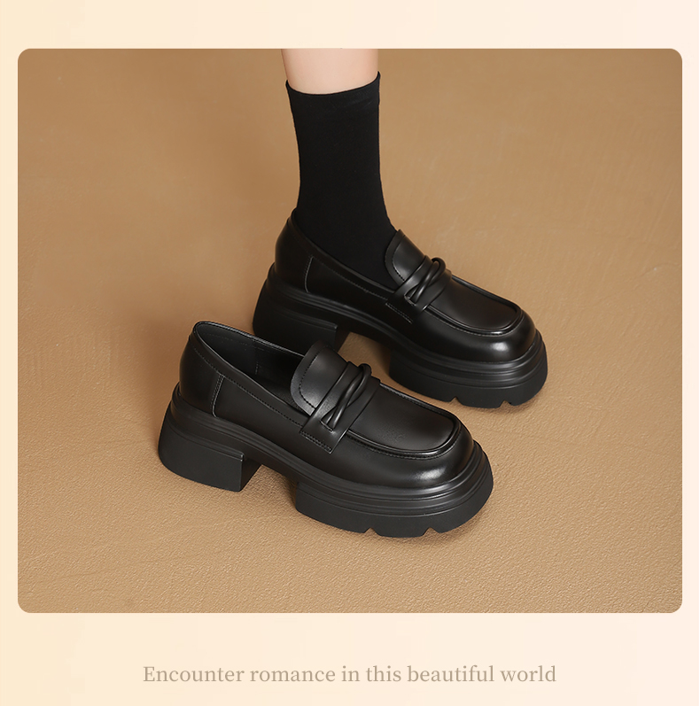 https://fulmo-img-server.com/black-shose/ba744031-8b3d-4563-8bff-0aebbbecbe26.jpg