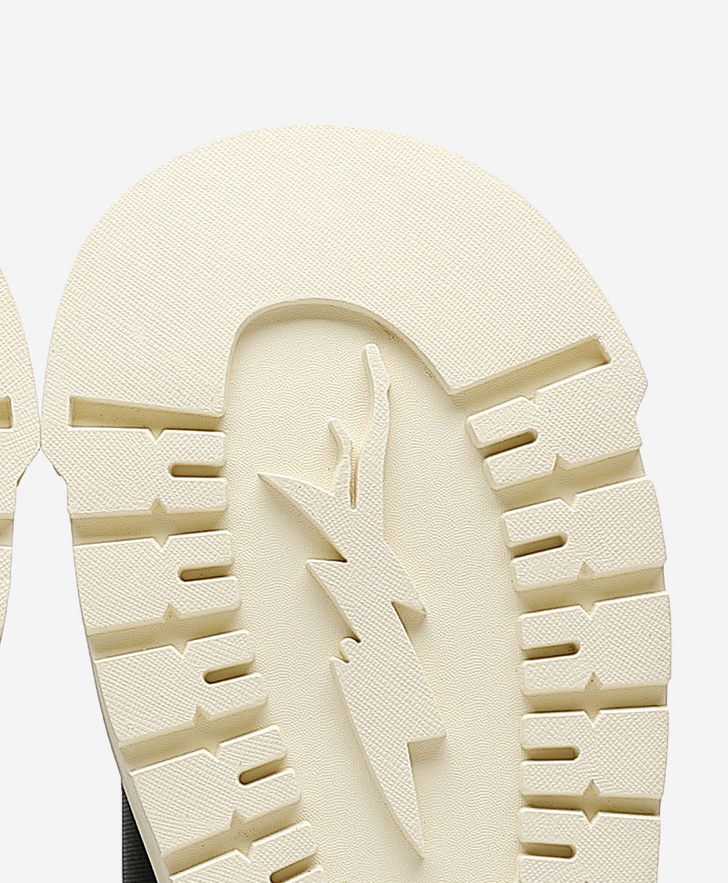 黒靴 男女兼用 黒スニーカー ハイカット ストリート系 厚底ブーツ