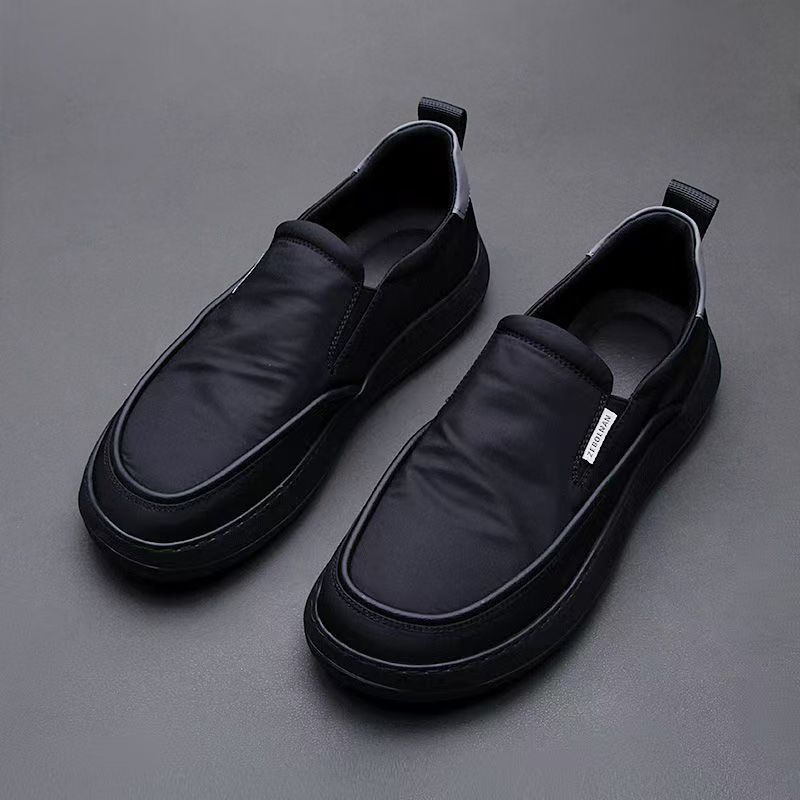 https://fulmo-img-server.com/black-shose/d4cbbeb5-0f1c-475a-b0eb-60ea2433d97f.jpg