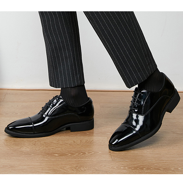 黒靴  紳士用革靴 光沢エナメル調 軽量ビジネスシューズ