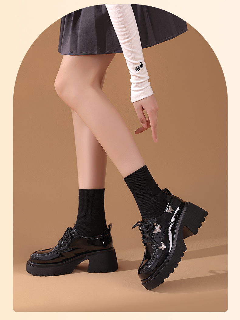 https://fulmo-img-server.com/black-shose/eb1d48de-a5af-465f-9bae-f765dee89d15.jpg