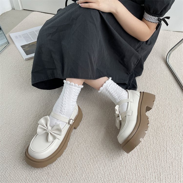 黒靴 厚底革靴ローファー韓国風リボン付き女性用