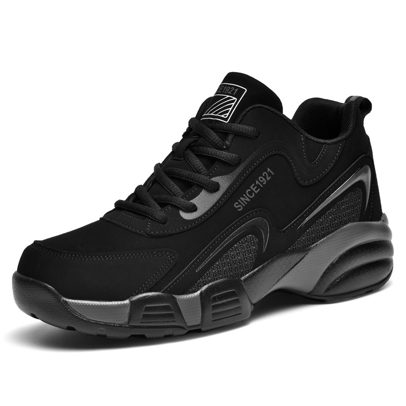 https://fulmo-img-server.com/black-sneaker-factory/0630dceb-8b6f-4dcb-a54c-f3e7be517d19.jpg