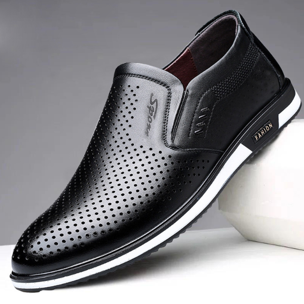 https://fulmo-img-server.com/black-sneaker-factory/09b1ba6a-18b0-4ae6-acf5-e08b500027a6.jpg