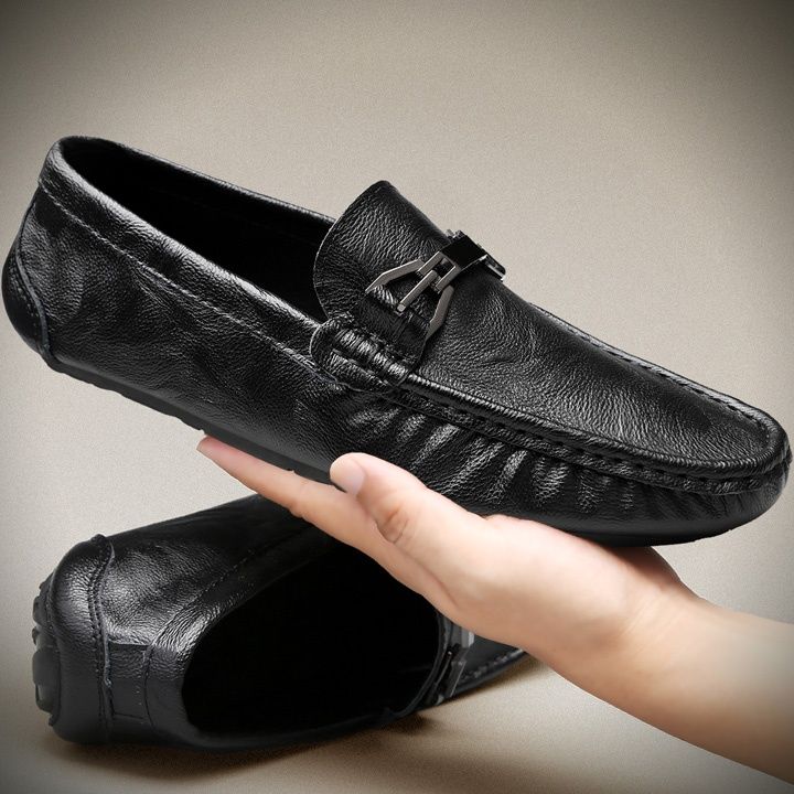 https://fulmo-img-server.com/black-sneaker-factory/1756638594551_e0sm75or_qtnc0a41.jpeg