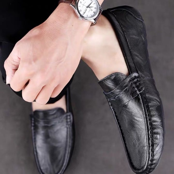 https://fulmo-img-server.com/black-sneaker-factory/1756638641896_31b0g36f_b9nj44gg.jpeg