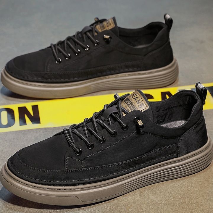 https://fulmo-img-server.com/black-sneaker-factory/1756679932292_ija0lk3t_dbfsmwnh.jpeg
