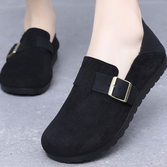 https://fulmo-img-server.com/black-sneaker-factory/1757027920932_w5vl9owh_pbld3ywf.jpeg