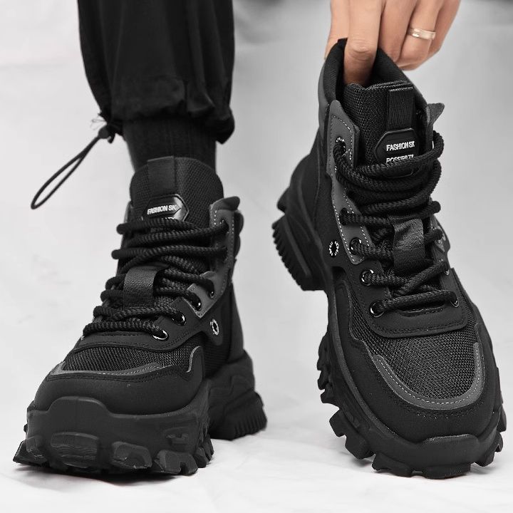 https://fulmo-img-server.com/black-sneaker-factory/1757029210570_dsz2htlq_jydacart.jpeg