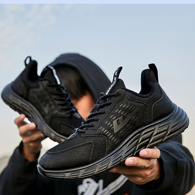 https://fulmo-img-server.com/black-sneaker-factory/1757112535064_ghpyz971_u72k3qsh.jpeg