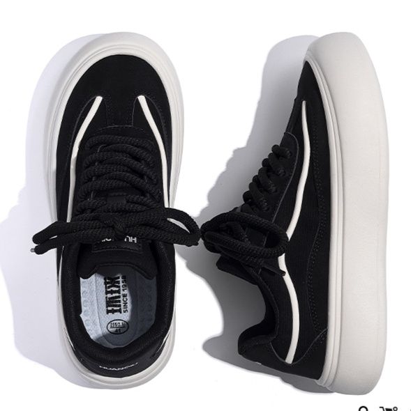 https://fulmo-img-server.com/black-sneaker-factory/1759615591210_fplh84z8_mnzbrned.jpeg