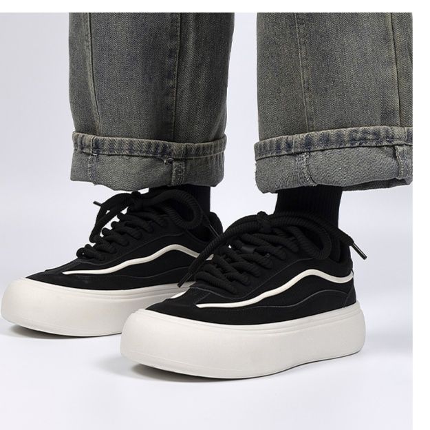 https://fulmo-img-server.com/black-sneaker-factory/1759615664600_abnyrath_yrevkebs.jpeg