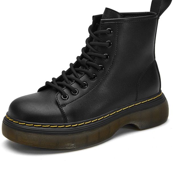 黒スニーカー クラシックレースアップハイカットブーツ