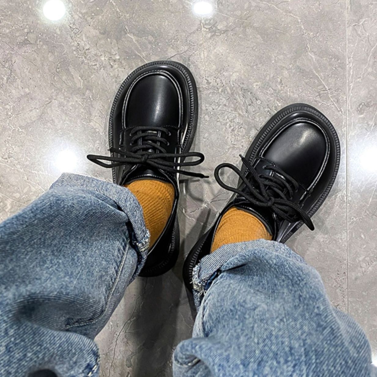 黒スニーカー 本革仕様厚底プラットフォーム運動靴