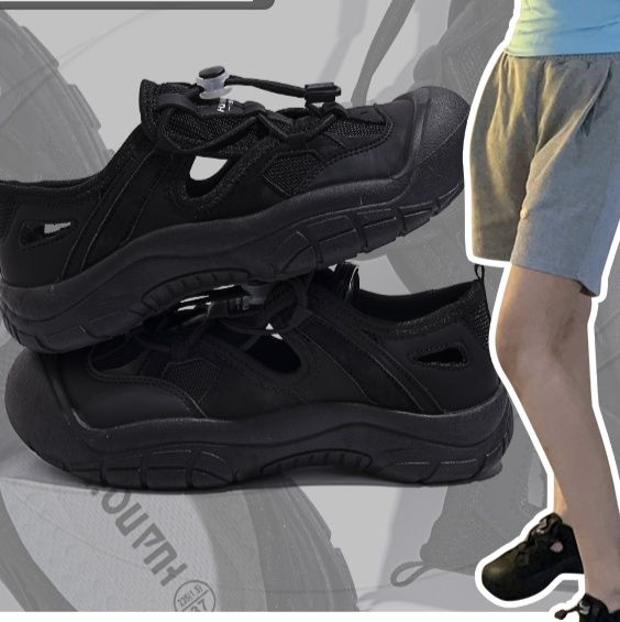 黒スニーカー 多重ストラップ厚底スニーカー