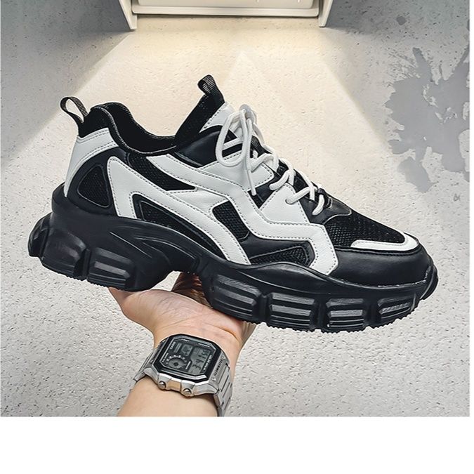 黒スニーカー 厚底メッシュ切替えスポーツシューズ