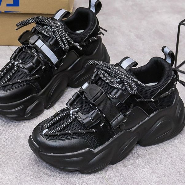 黒スニーカー 多重ベルト厚底スポーツシューズ