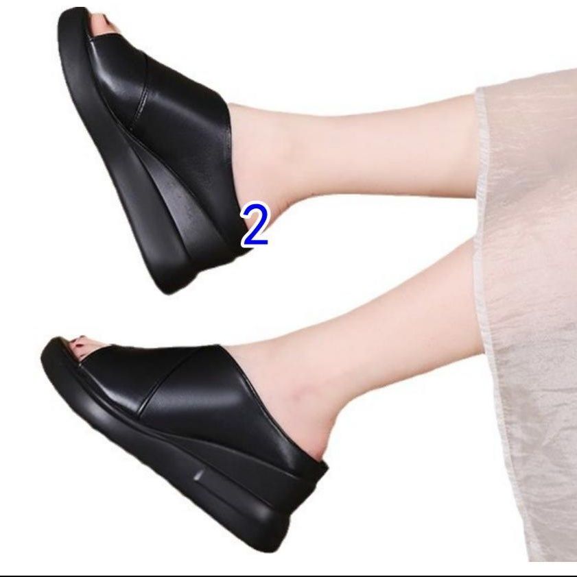 黒スニーカー 厚底ウェッジサンダル 韓国風 クロスベルト