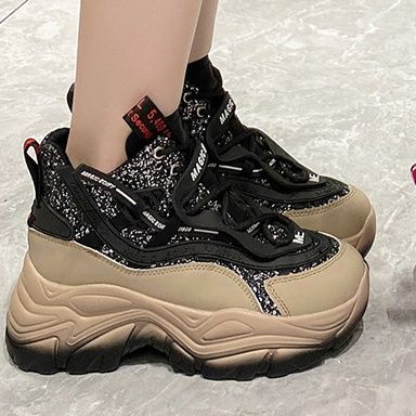 黒スニーカー グリッターデザイン波型ソール厚底運動靴