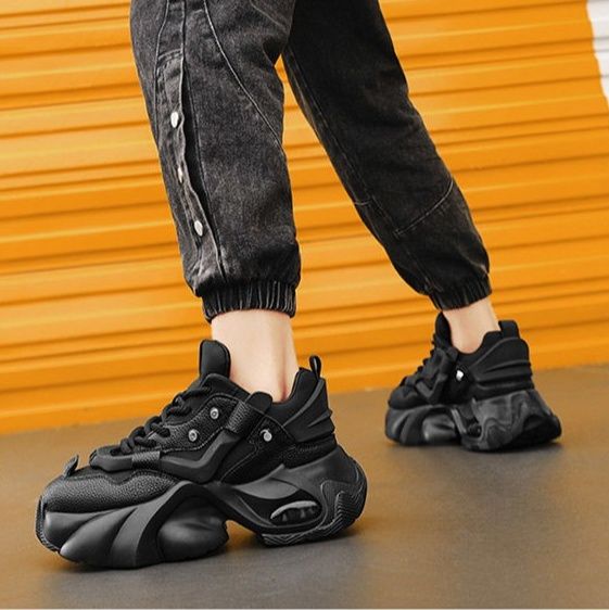https://fulmo-img-server.com/black-sneaker-factory/1780897963867_eedmlfkf_08wnesp5.jpeg