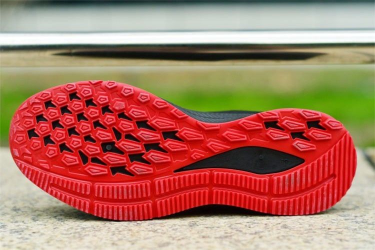 https://fulmo-img-server.com/black-sneaker-factory/1785725259166_8rw7speq_rb7ijmxi.jpeg