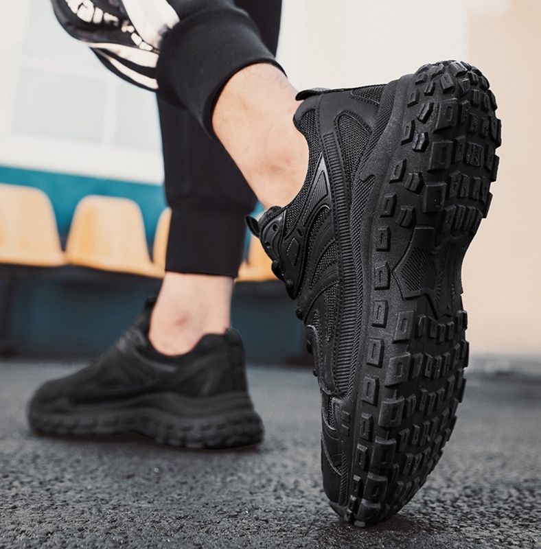 https://fulmo-img-server.com/black-sneaker-factory/1785725958136_rxk1shma_ufv3cp2y.jpeg