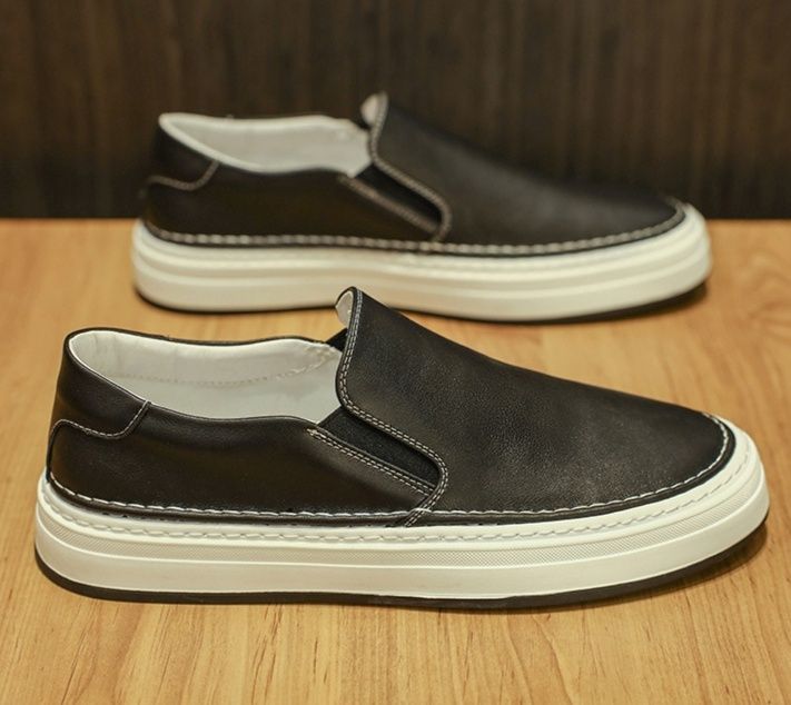 https://fulmo-img-server.com/black-sneaker-factory/1785732225190_2vmwh9fi_c7wgluy7.jpeg
