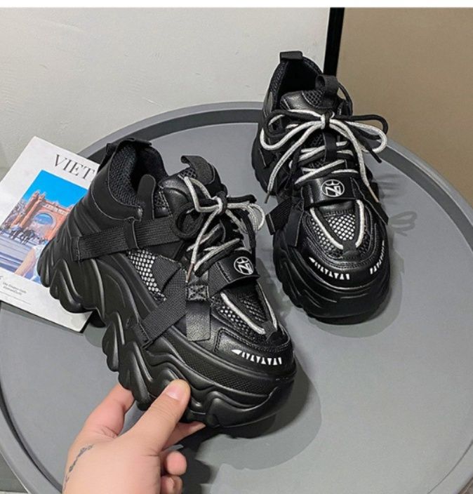 https://fulmo-img-server.com/black-sneaker-factory/1789089928337_zi281qnc_j2csoowp.jpeg