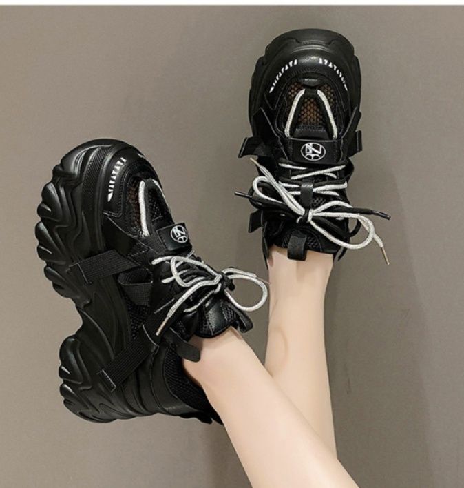 https://fulmo-img-server.com/black-sneaker-factory/1789089949946_httsgkuo_87qbmjez.jpeg
