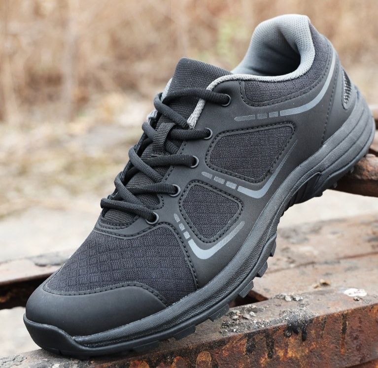https://fulmo-img-server.com/black-sneaker-factory/1790212355456_5q6po5n9_rq1e8mta.jpeg