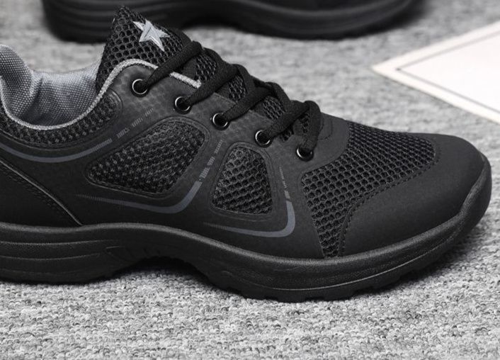 https://fulmo-img-server.com/black-sneaker-factory/1790212398334_fyjjaqt9_s8ysh3uj.jpeg