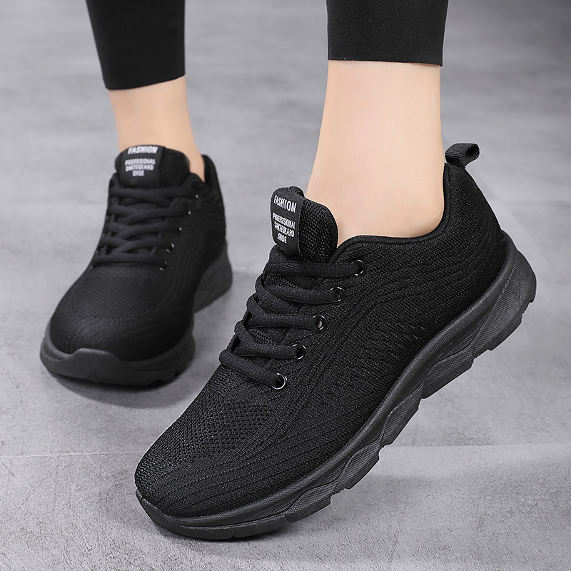 https://fulmo-img-server.com/black-sneaker-factory/1d5cb725-8988-4151-9f78-624de5e4e2e6.jpg