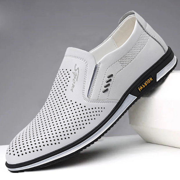 https://fulmo-img-server.com/black-sneaker-factory/29106b36-d44c-492e-9d2e-1b70e91ce365.jpg