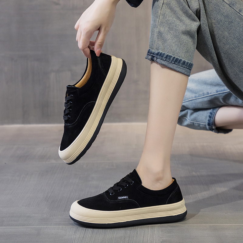 黒スニーカー カジュアル厚底スニーカー