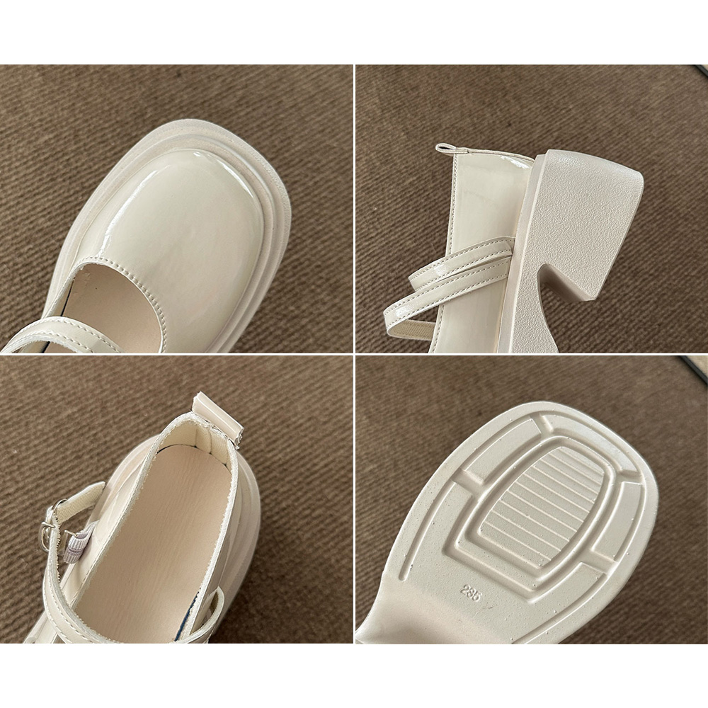 黒スニーカー 厚底パンプス ストラップ付き 太ヒール 歩きやすい靴