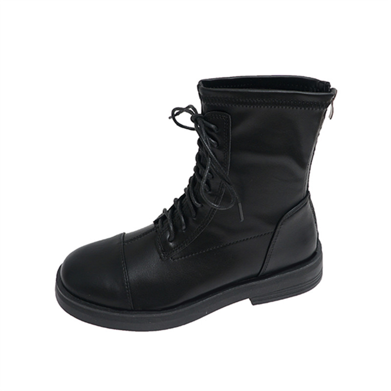 黒スニーカー 本革レースアップハイカットブーツ