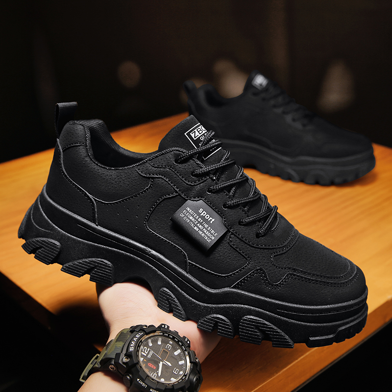 黒スニーカー 多層設計運動靴厚底仕様歩行快適性重視モデル