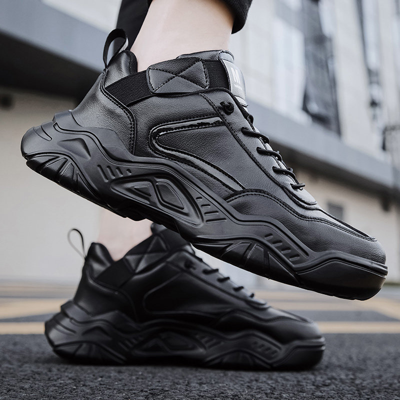 https://fulmo-img-server.com/black-sneaker-factory/50d26cd9-9d9f-4d4f-bd93-92cf4b1531fc.jpg