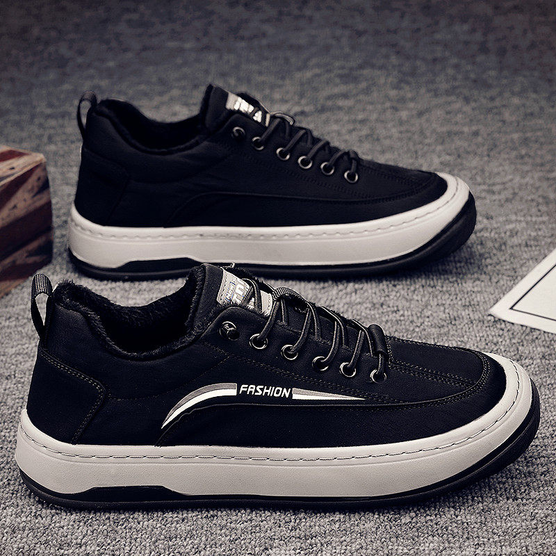 https://fulmo-img-server.com/black-sneaker-factory/6c2a0ab6-47b5-4137-a274-4c16981e44f5.jpg