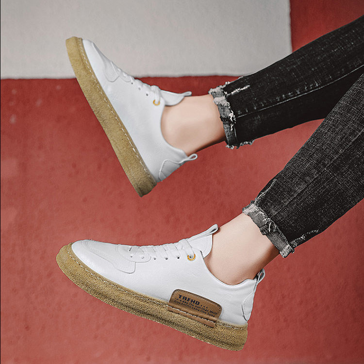 https://fulmo-img-server.com/black-sneaker-factory/795d2048-534c-40c2-a80b-5b139ed8745f.jpg