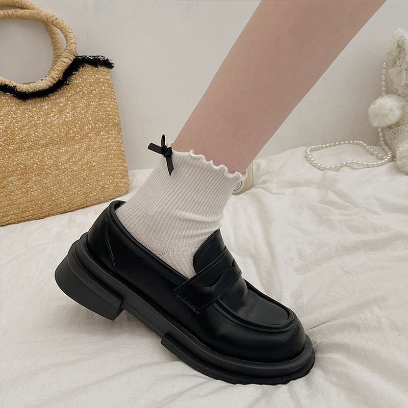 https://fulmo-img-server.com/black-sneaker-factory/7e367160-b483-43ed-9d95-131448d0a210.jpg