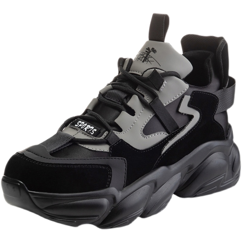 黒スニーカー 本革八センチ増高厚底運動靴