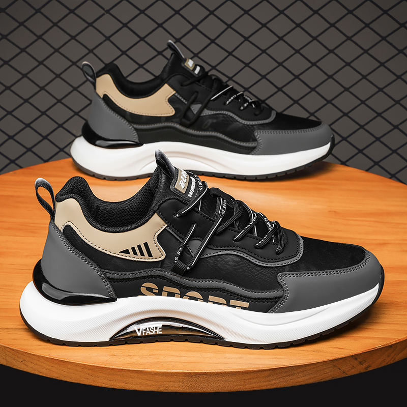 黒スニーカー 多層構造クッション搭載スポーツシューズ