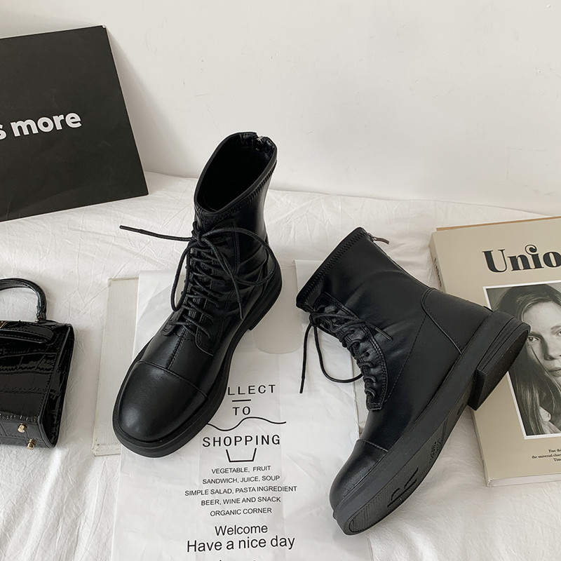 黒スニーカー 本革レースアップハイカットブーツ