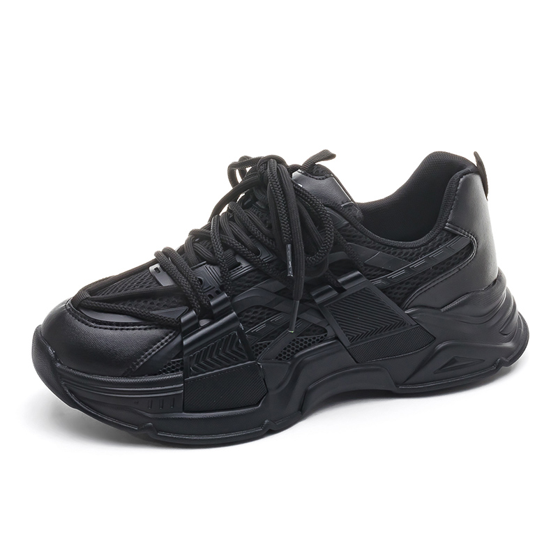 黒スニーカー 多層構造ミッドソール運動靴