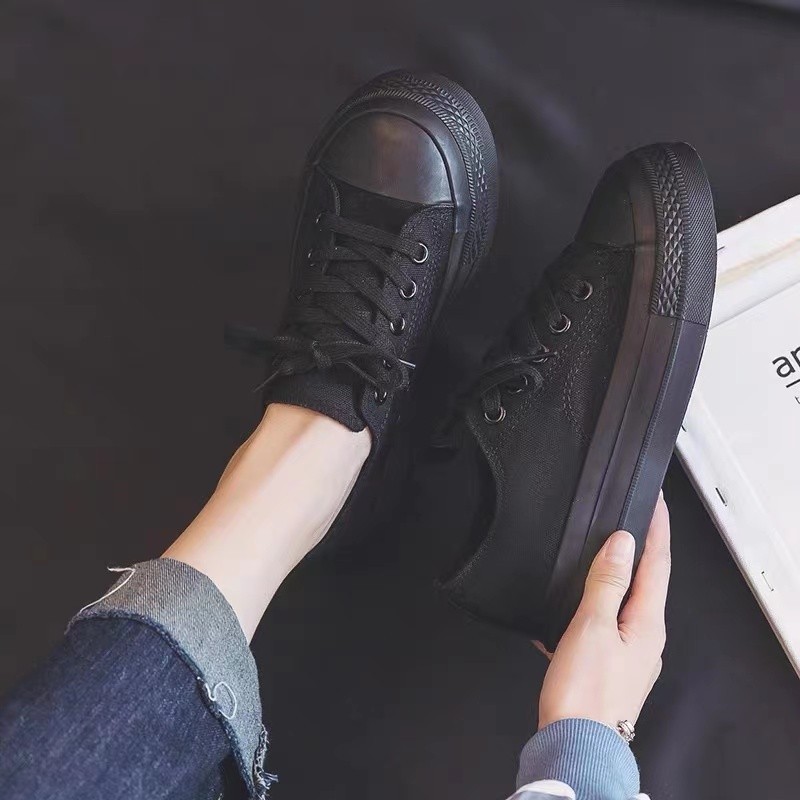 黒スニーカー 定番キャンバス地厚底運動靴