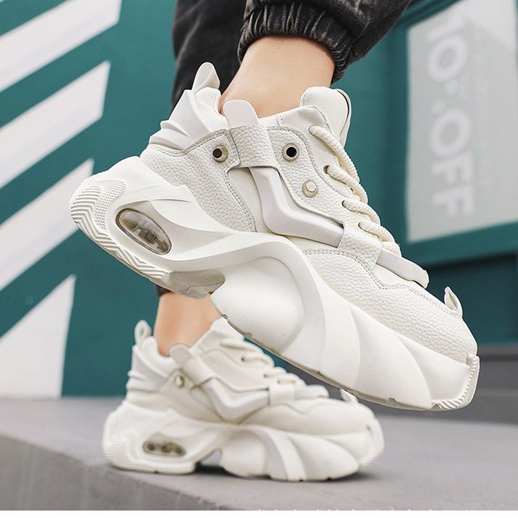 https://fulmo-img-server.com/black-sneaker-factory/bcc0a077-1ad1-4b29-bafd-672b777eeb4e.jpg